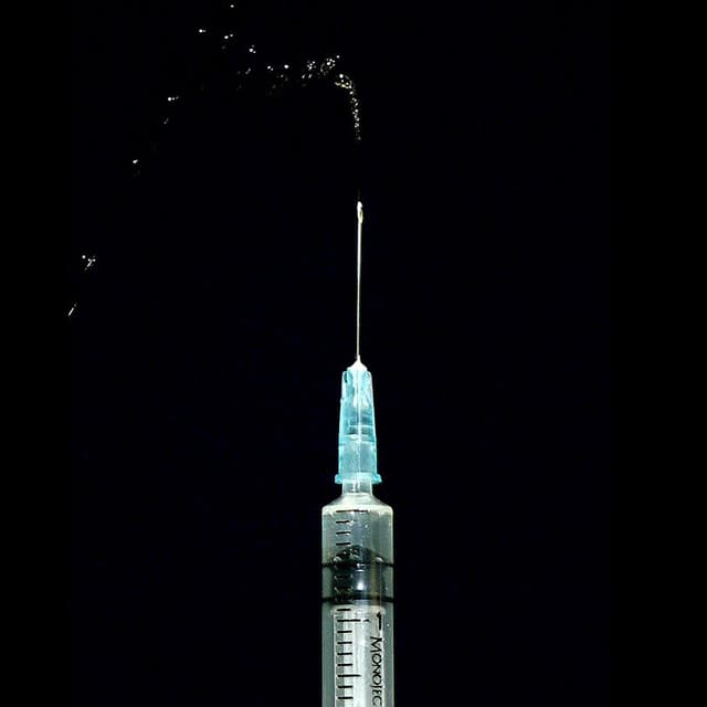 Peptides: Performance-Boosting Anti-Aging Drugs or Dangerous Snake Oil?