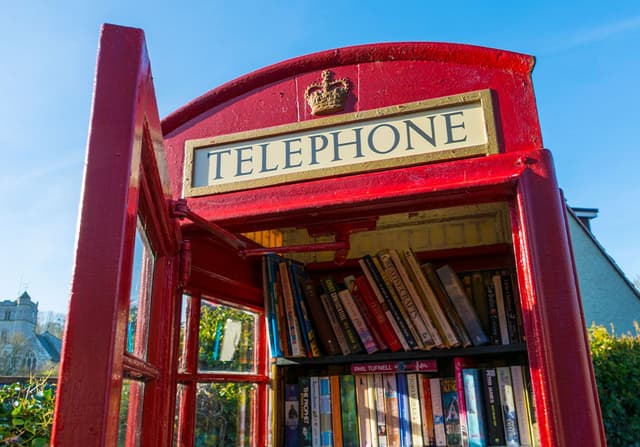 Holiday Books: 8 Titles for Bibliophiles